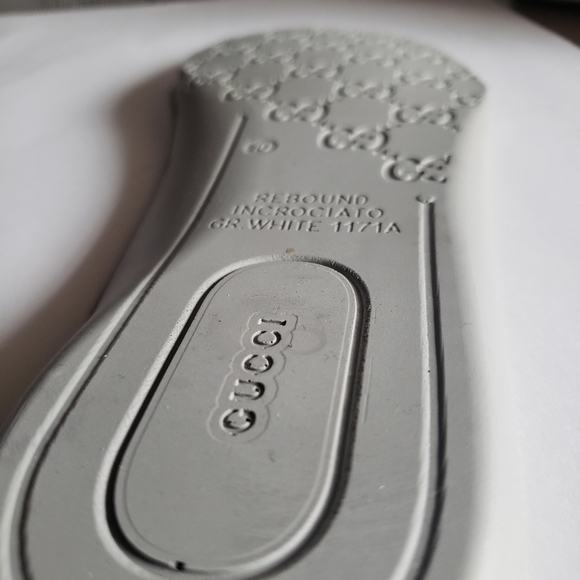 GUCCI RED Canvas Rebound Mid High Top Sneaker - Picture 15 of 16